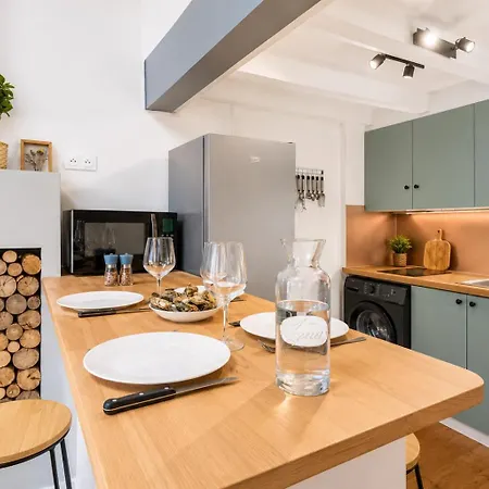 Fleuriau Cozy Boheme Proche Marche & Vieux Port Apartmán *
